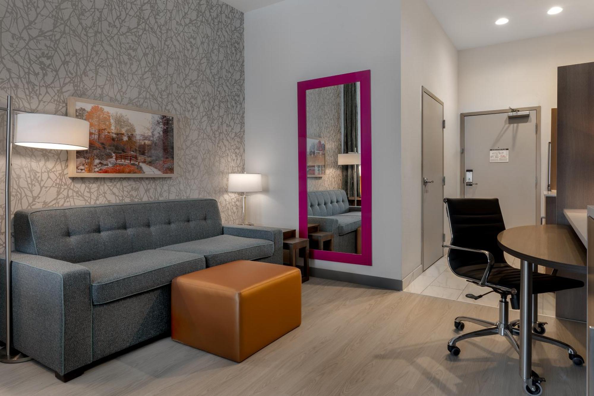 Home2 Suites By Hilton 코코모 외부 사진